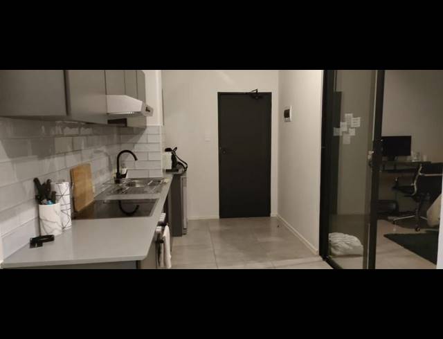 2 BEDROOM PROPERTY TO RENT IN SANDTON CBD